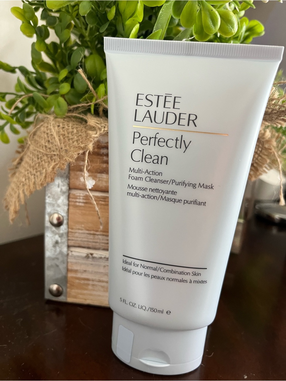 Estee Lauder Perfectly Clean Mulit Action Foam Cleanser Full Size~New~ $32 Value
